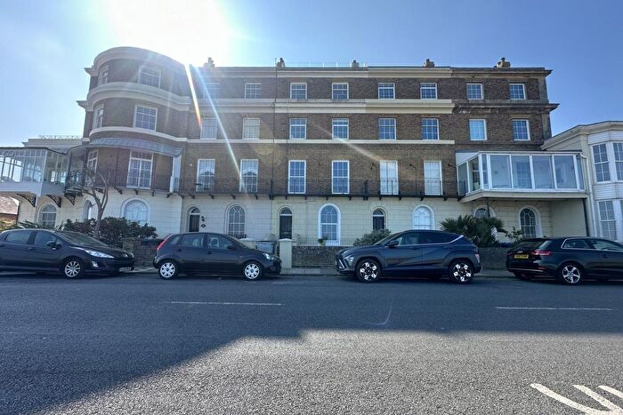 1 Bedroom Flat For Sale In The Marina, Deal, CT14