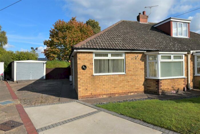 2 Bedroom Bungalow To Rent In The Orchard, New Waltham, Grimsby, Lincolnshire, DN36