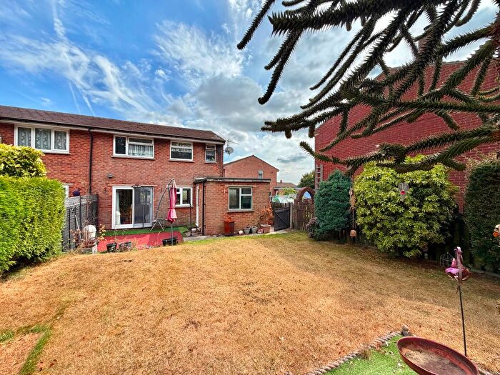3 Bedroom Semi-detached House For Sale In Ridgeway, Yorkley, Lydney, GL15
