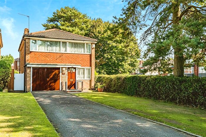 3 Bedroom Detached House To Rent In Spring Parklands, Dudley, West Midlands, DY1