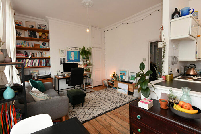 1 Bedroom Apartment To Rent In Tufnell Road, London, N7