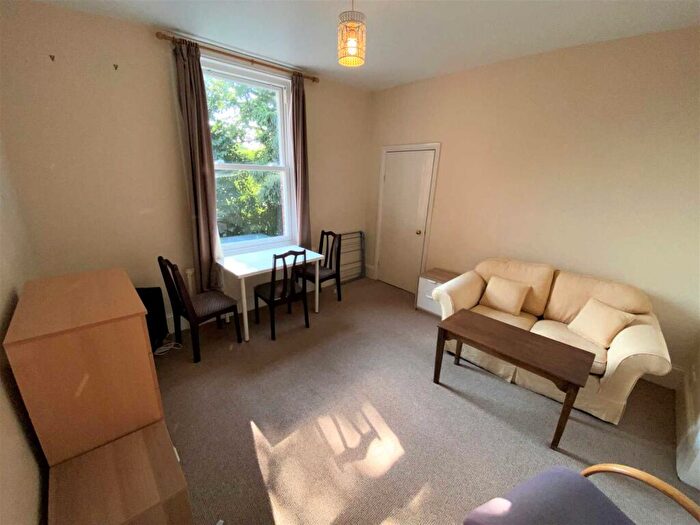2 Bedroom Apartment To Rent In St Thomas Hill, Canterbury, CT2