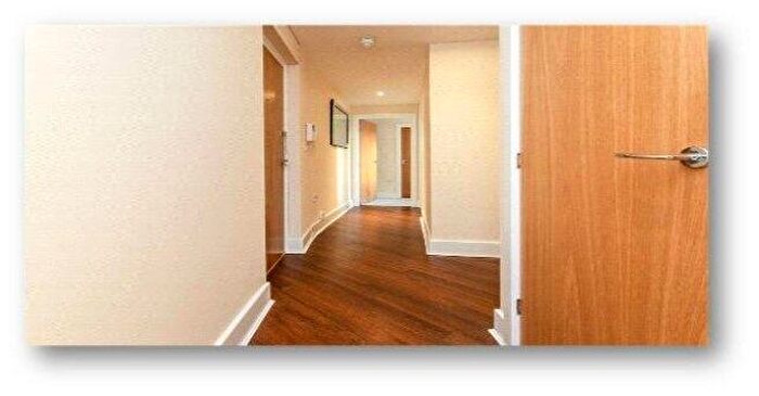 2 Bedroom Flat To Rent In Capital Square, KT17