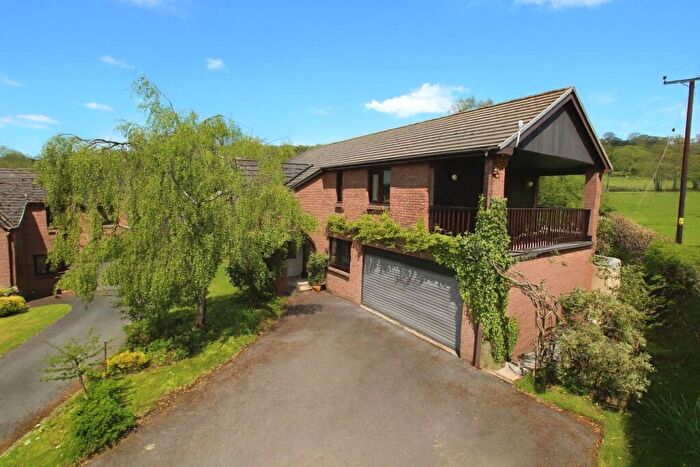 4 Bedroom Detached House For Sale In Dan Y Wern, Pwllgloyw, Brecon, LD3