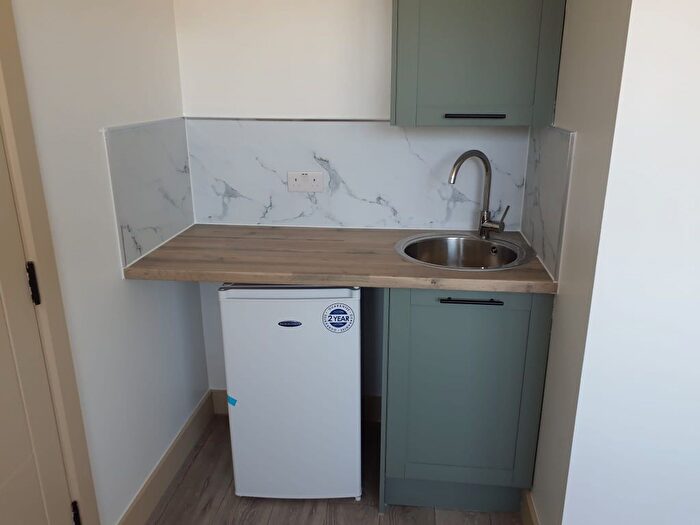 Studio To Rent In Maxwell Road, Ashford, TW15