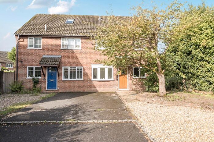 3 Bedroom Semi-Detached House For Sale In Newbury, Berkshire, RG14