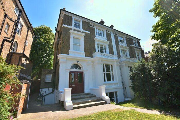 2 Bedroom Flat To Rent In Eliot Hill, London, SE13