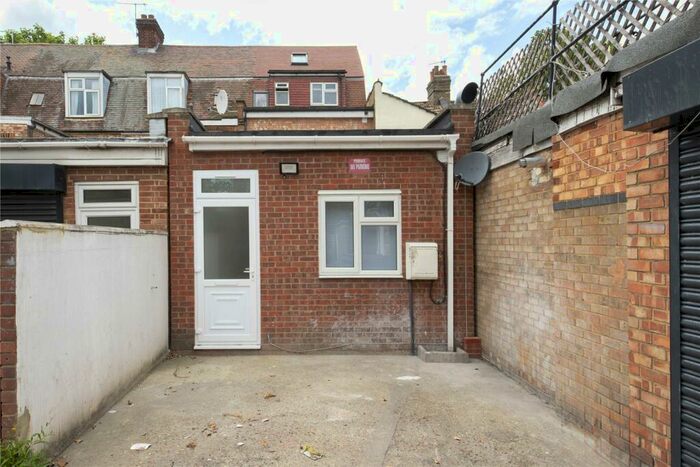 1 Bedroom Flat To Rent In Flat, Chingford Mount Road, London, E4