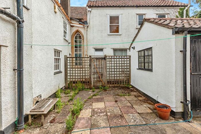2 Bedroom Cottage For Sale In Trym Road, Bristol, BS9
