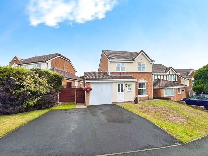 3 Bedroom Detached House For Sale In Hurstwood, Sharples, BL1