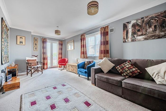 2 Bedroom Flat For Sale In Tallow Close, Dagenham, London, RM9
