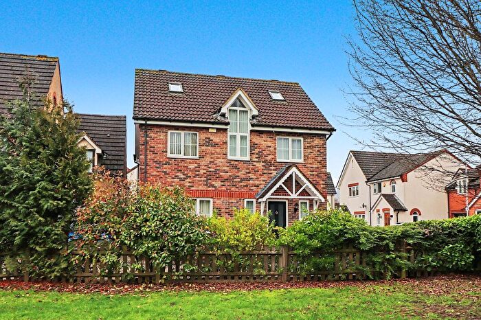 5 Bedroom Detached House For Sale In Lomond Way, Great Ashby, Stevenage, Herts, SG1