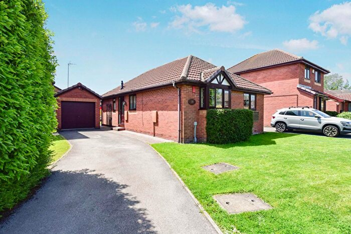 3 Bedroom Detached Bungalow For Sale In Warren Hill, Rotherham, S61