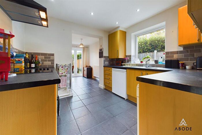 3 Bedroom Detached Bungalow For Sale In Pine Walk, Uttoxeter, Staffordshire, ST14