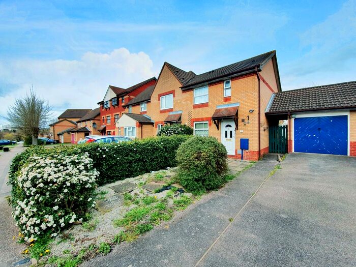 3 Bedroom Semi-Detached House To Rent In Oldbrook, Milton Keynes, MK6