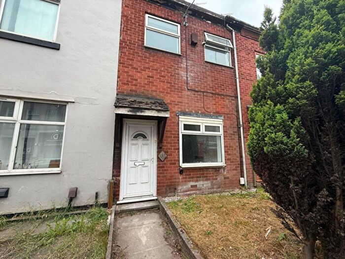 2 Bedroom Terraced House To Rent In Water Street, Radcliffe, Manchester, M26