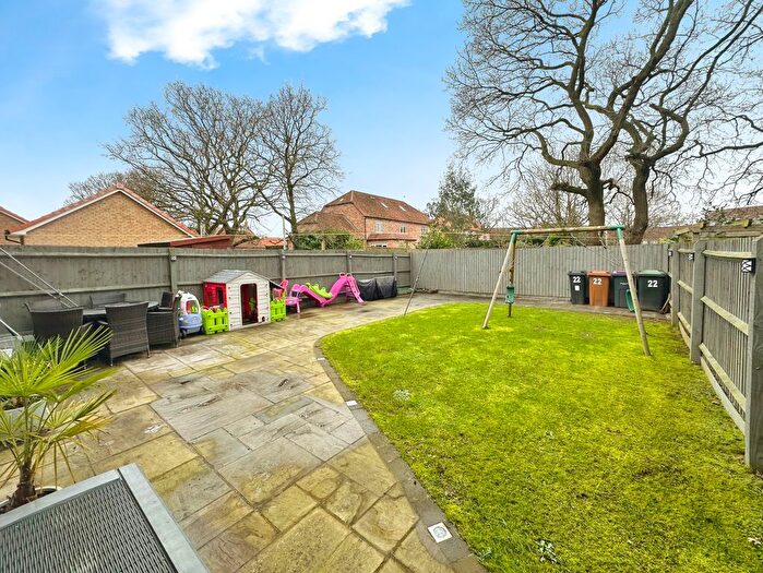 4 Bedroom Detached House For Sale In Pius Avenue, North Hykeham, Lincoln, LN6