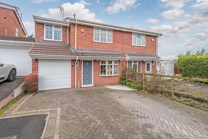 3 Bedroom Semi Detached House For Sale In Fitzgerald Place, Brierley Hill, DY5
