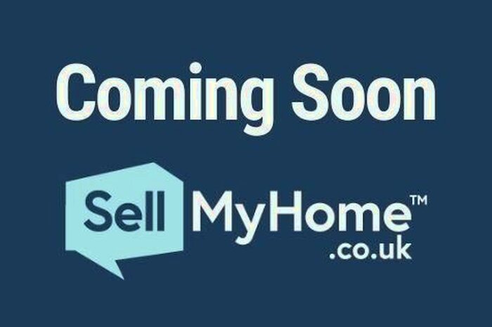 3 Bedroom Town House For Sale In Clwyd Walk, Corby NN17