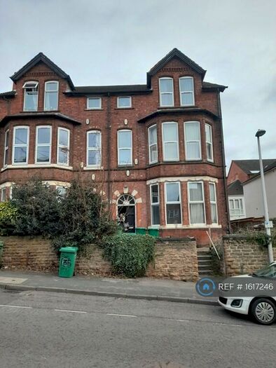 4 Bedroom Flat To Rent In Foxhall Road, Nottingham, NG7
