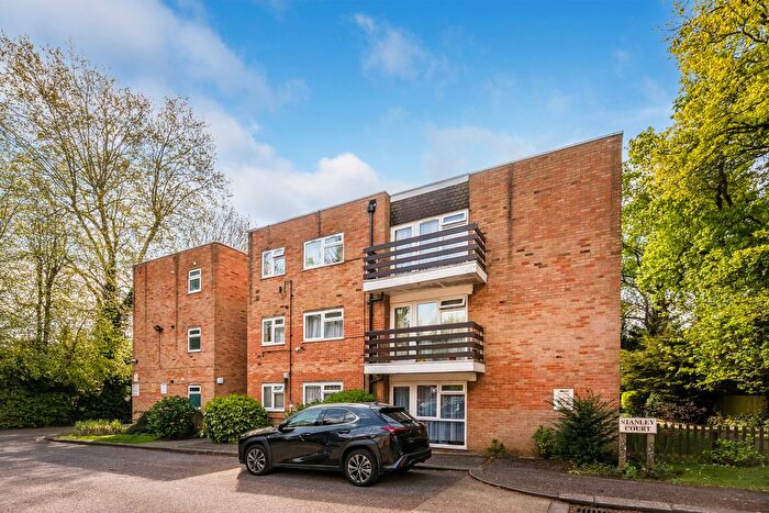 2 Bedroom Flat To Rent In Stanley Court, Stanmore, HA7