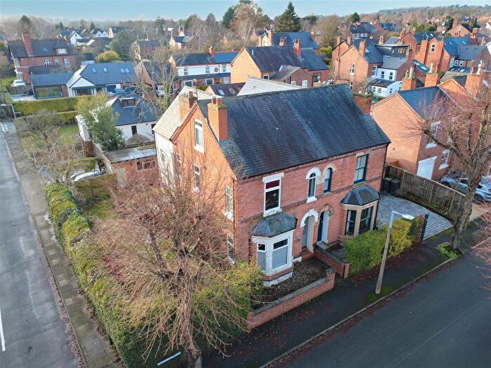 4 Bedroom Semi Detached House For Sale In Imperial Road, Beeston, NG9