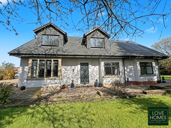 4 Bedroom Detached House For Sale In Lowes Meadow, Garstang Road, Preston, PR3