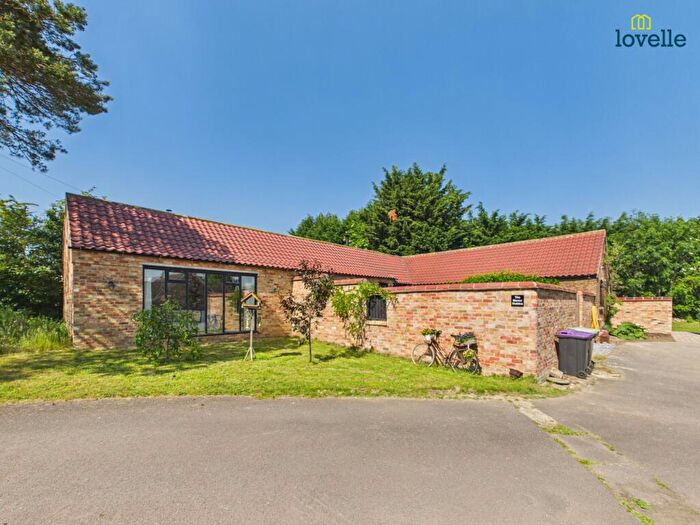 3 Bedroom Barn Conversion For Sale In Louth Road, East Barkwith, LN8
