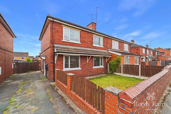 3 Bedroom Semi-Detached House For Sale In Arbour Drive, Thurcroft, Rotherham, South Yorkshire, S66
