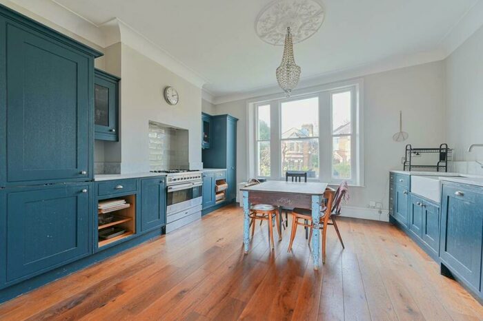 5 Bedroom Maisonette To Rent In Devonshire Road, Forest Hill, London, SE23