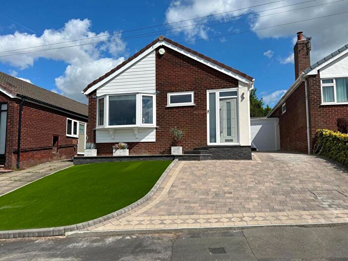 2 Bedroom Bungalow For Sale In The Mall, Stalybridge, SK15