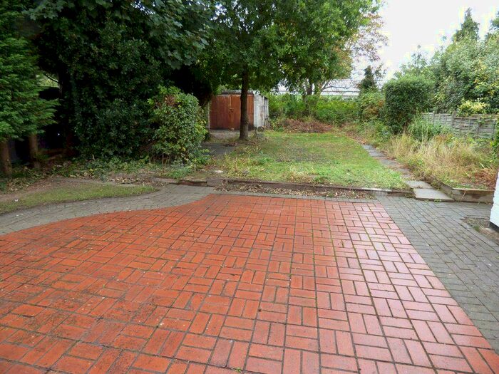 3 Bedroom End Of Terrace House To Rent In Rossall Avenue, Little Stoke, Bristol, BS34