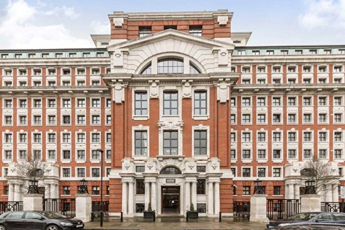 2 Bedroom Flat To Rent In Manor Gardens, London, N7