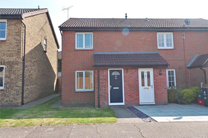 2 Bedroom End Of Terrace House For Sale In Nash Close, Lawford, Manningtree, Essex, CO11
