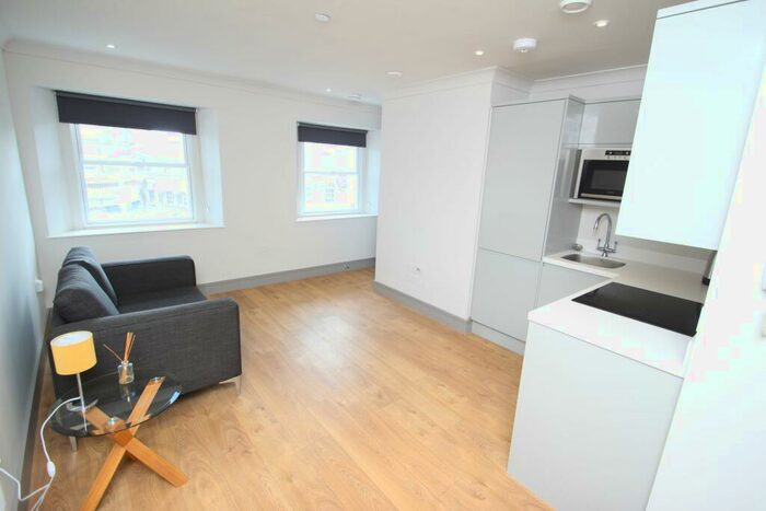 1 Bedroom Apartment To Rent In Monument Apartments, Newcastle City Centre, NE1