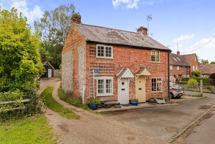 2 Bedroom Cottage For Sale In Beulah Cottages, Turville, RG9