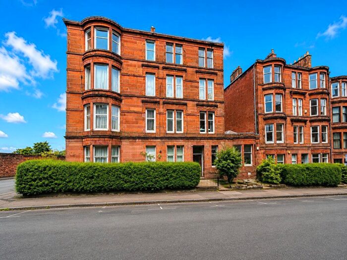 1 Bedroom Flat For Sale In Lyndhurst Gardens, North Kelvinside, G20