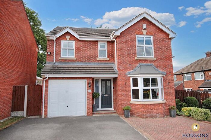 4 Bedroom Detached House For Sale In Highgrove Court, Altofts, Normanton, WF6
