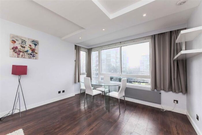 2 Bedroom Flat To Rent In The Water Gardens, London, W2