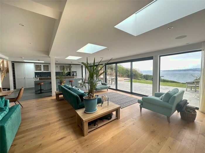 2 Bedroom Semi-Detached House To Rent In Exmouth, Devon, EX8