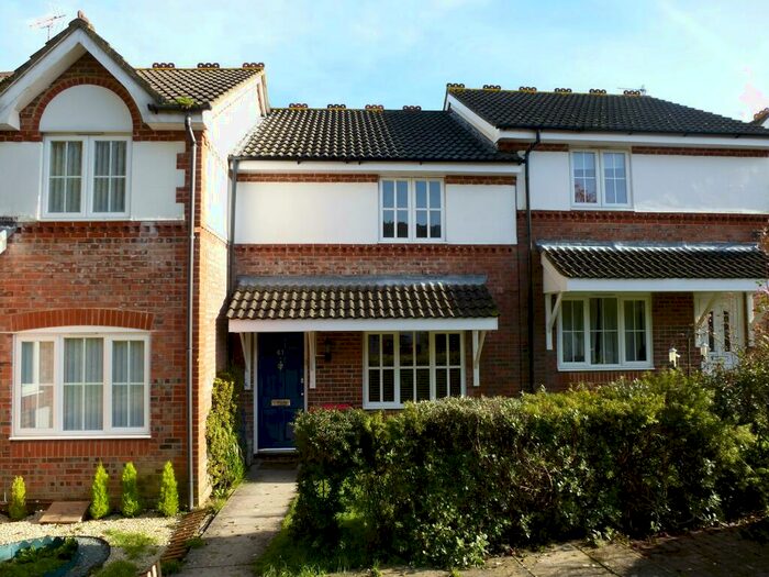 3 Bedroom House To Rent In Goddard Close, Maidenbower, Crawley, RH10