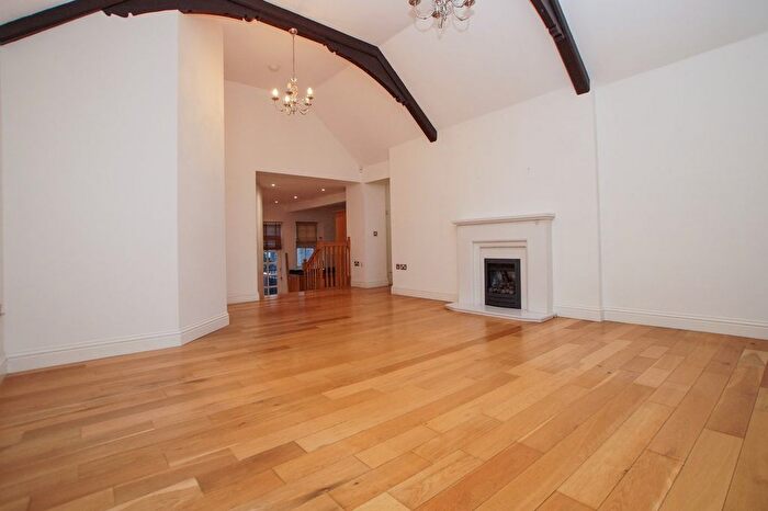 2 Bedroom Flat For Sale In Cavendish Court, Warwick Road, Carlisle, CA1