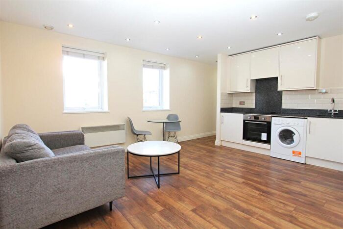 1 Bedroom Flat To Rent In Brunswick Court, Leeds, LS2