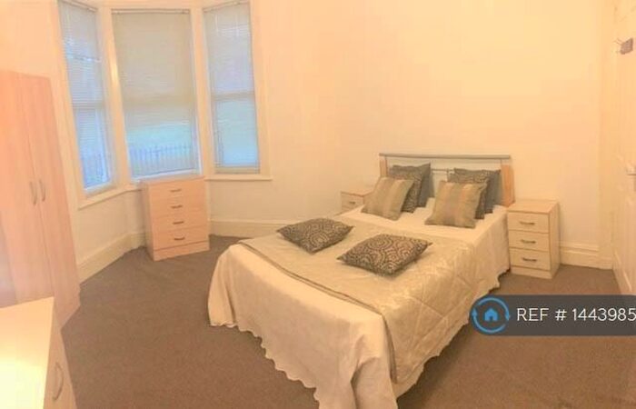 2 Bedroom Flat To Rent In Benwell, Newcastle Upon Tyne, NE4