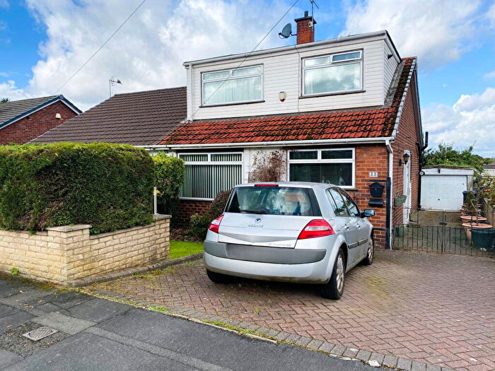 2 Bedroom Semi-Detached House For Sale In Bodmin Close, Royton, Oldham, OL2