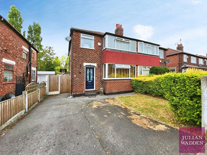 3 Bedroom Semi-detached House For Sale In Wordsworth Road, Reddish, Stockport, SK5