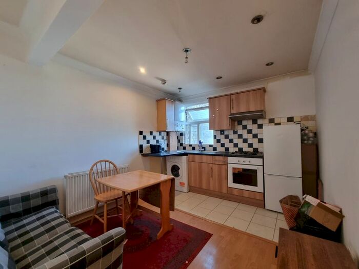 1 Bedroom Flat To Rent In High Road, Willesden, NW10