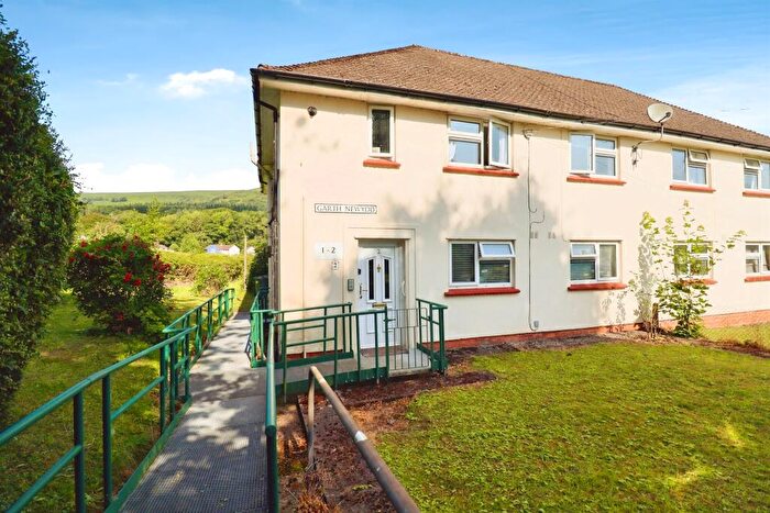2 Bedroom Maisonette For Sale In Garth Newydd, Gwaelod-Y-Garth, Cardiff, CF15