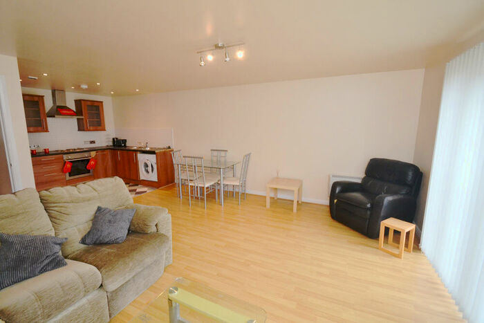 2 Bedroom Flat To Rent In Percy Street, Hulme, Manchester, M15