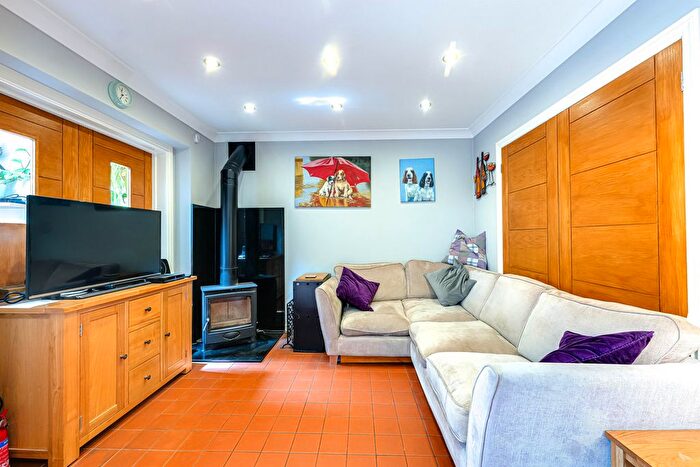 4 Bedroom Detached House For Sale In Spindle Beams, Rochford, SS4